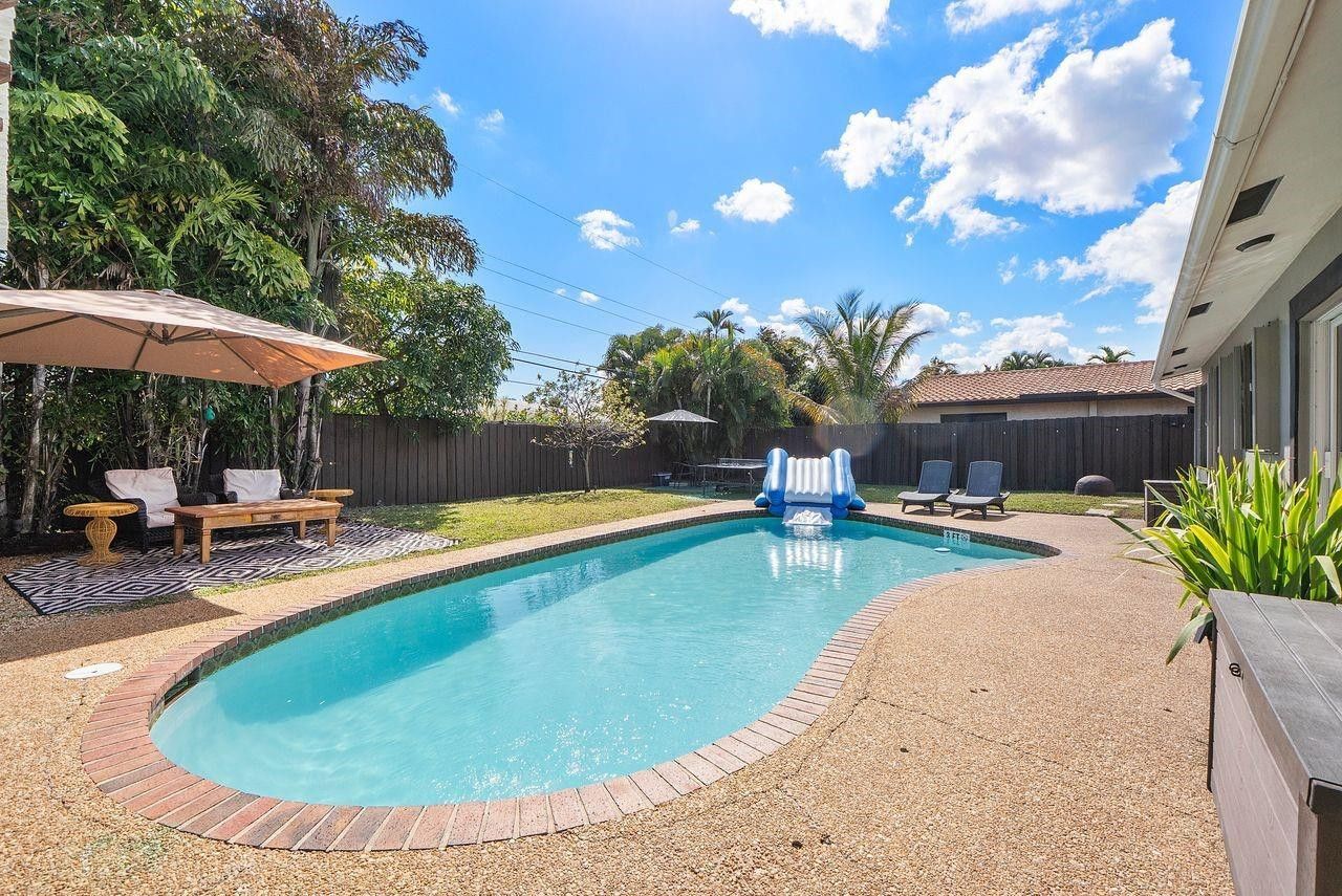 1530 NE 53rd Street, Fort Lauderdale, FL 33334 Photo