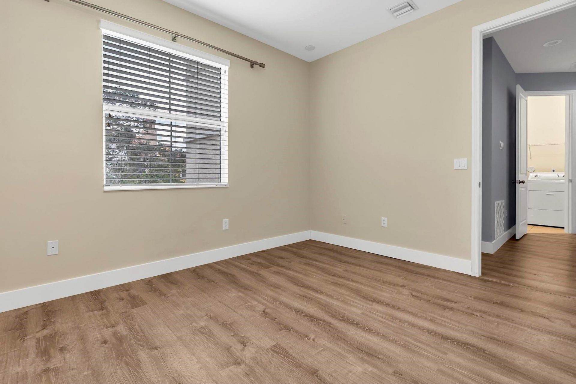 3330 NW 124th Way, Unit 3330, Sunrise, FL 33323 Photo