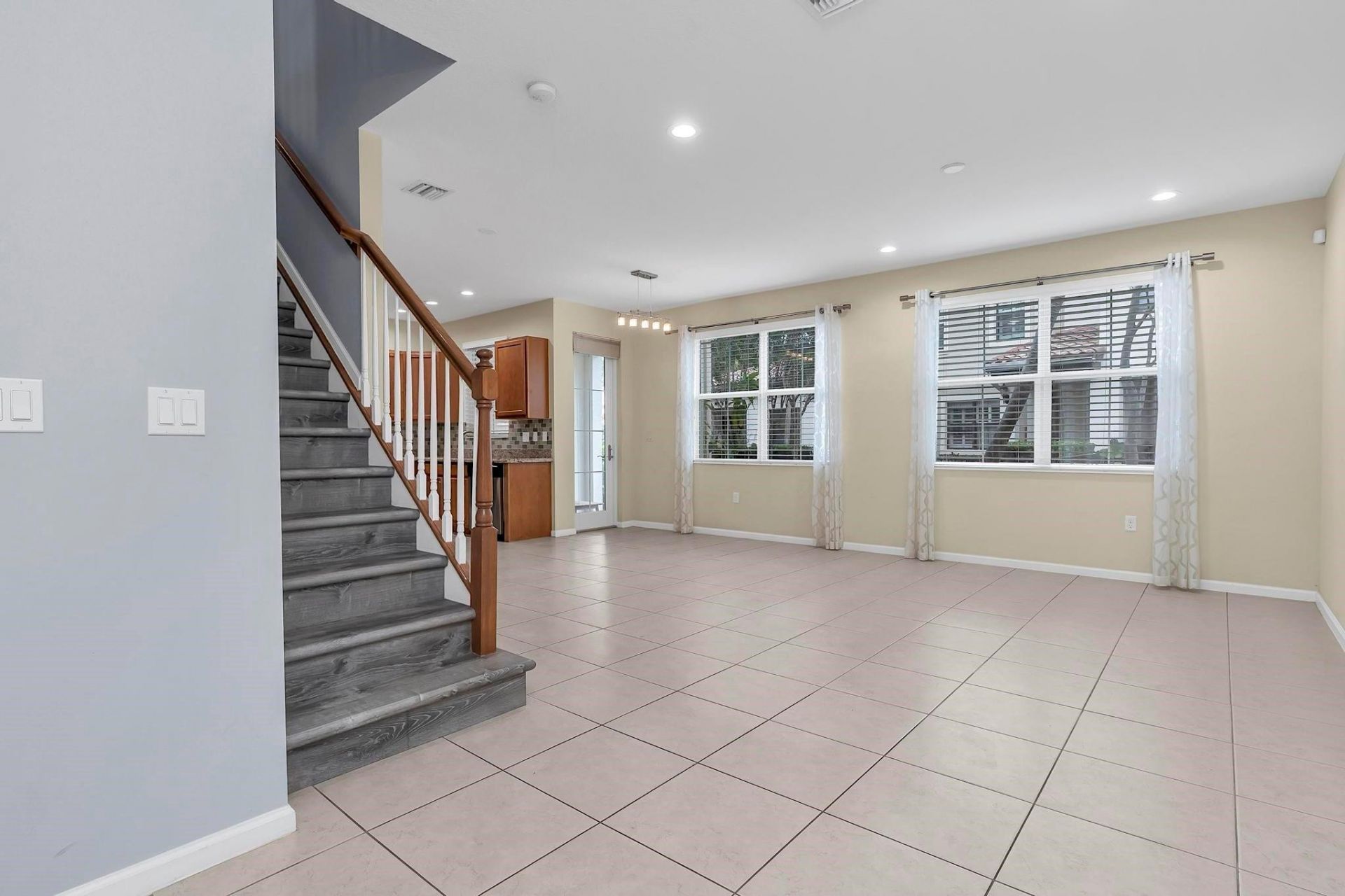 3330 NW 124th Way, Unit 3330, Sunrise, FL 33323 Photo