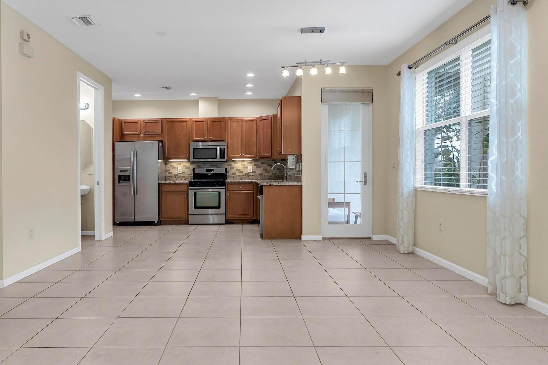 3330 NW 124th Way, Unit 3330, Sunrise, FL 33323 Photo