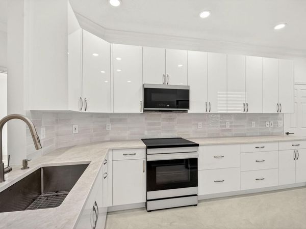 10664 Royal Caribbean Circle, Unit 10664, Boynton Beach, FL 33437