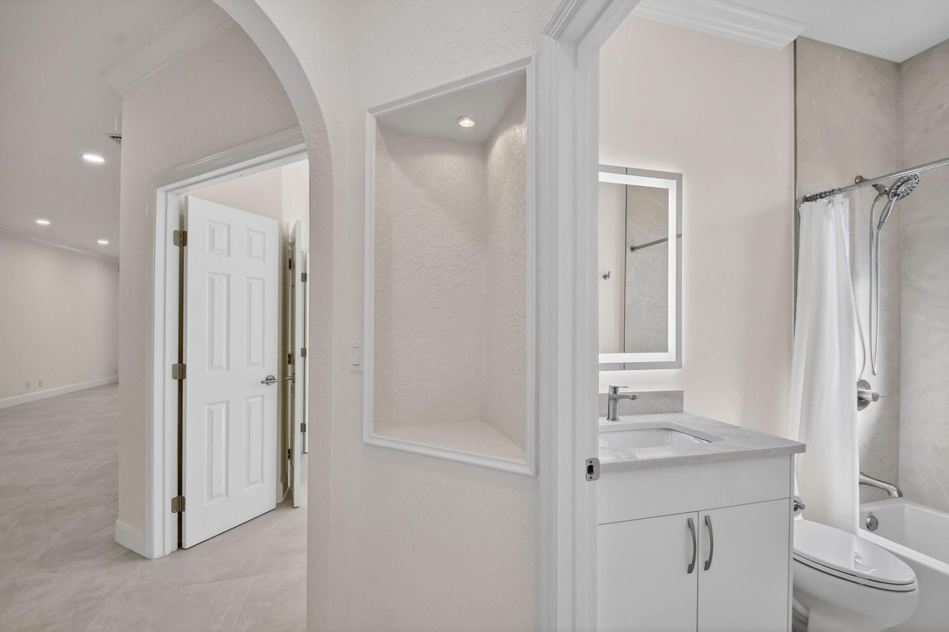 10664 Royal Caribbean Circle, Unit 10664, Boynton Beach, FL 33437 Photo