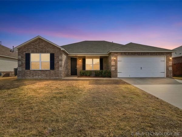 1219 E Quincy Street, Broken Arrow, OK 74012