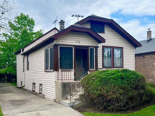 1718 N 15th Avenue, Melrose Park, IL 60160