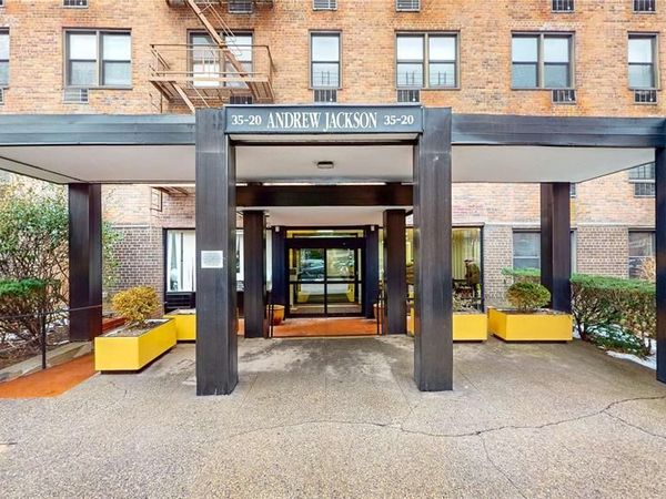 35-20 Leverich Street, Unit 212, Jackson Heights, NY 11372