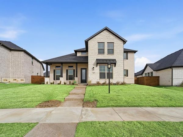 1717 Blossom Trail, Mesquite, TX 75181