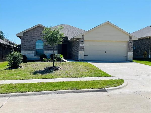 111 Dartmouth Avenue, Farmersville, TX 75442