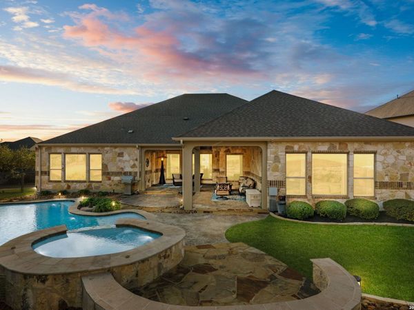 104 Bravo, Boerne, TX 78006