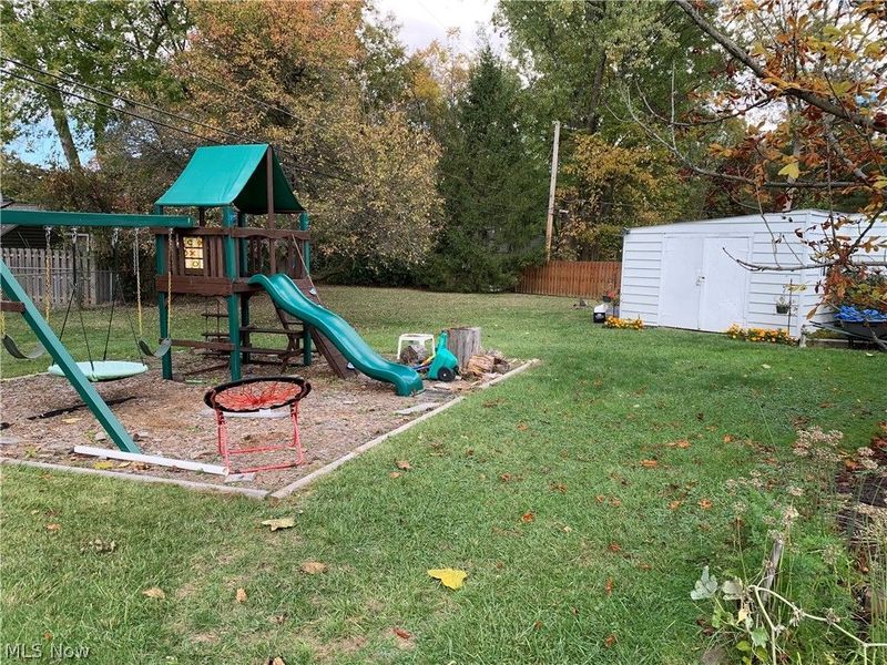 388 Fairwood Circle, Berea, OH 44017 Photo 10