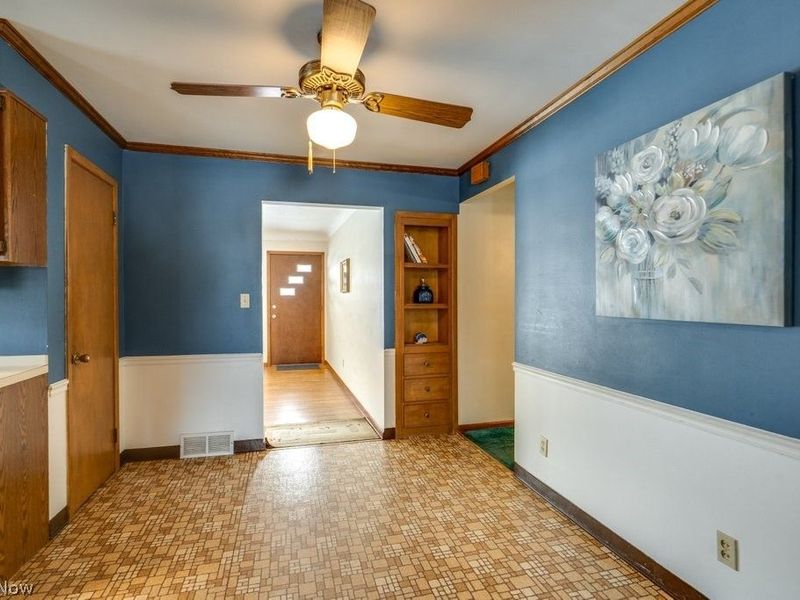 388 Fairwood Circle, Berea, OH 44017 Photo 9