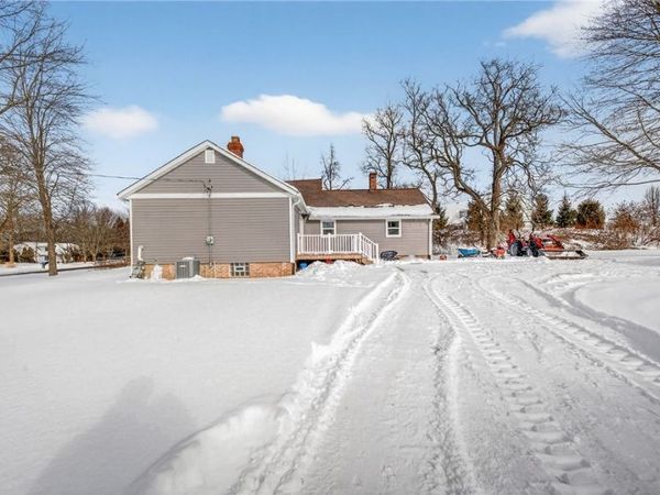 11015 Clarke Road, Columbia Station, OH 44028