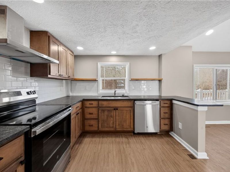 11015 Clarke Road, Columbia Station, OH 44028 Photo 3