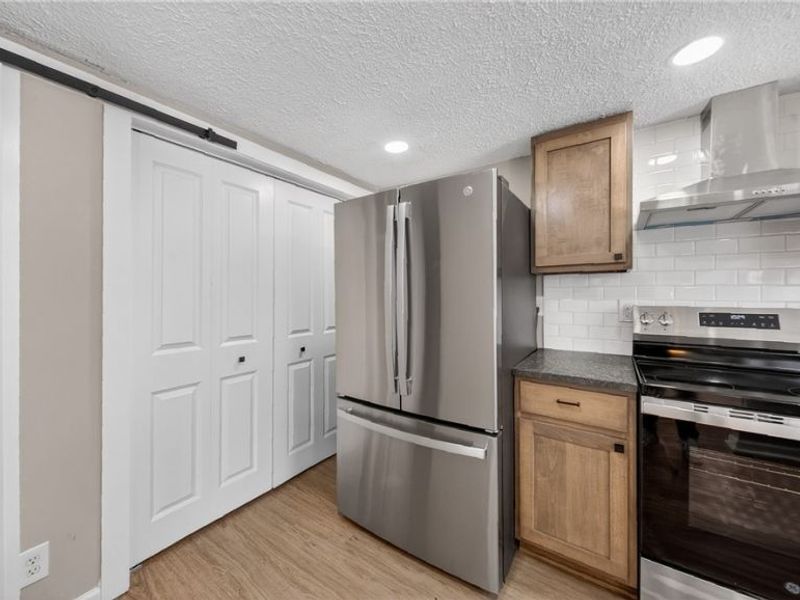 11015 Clarke Road, Columbia Station, OH 44028 Photo 4