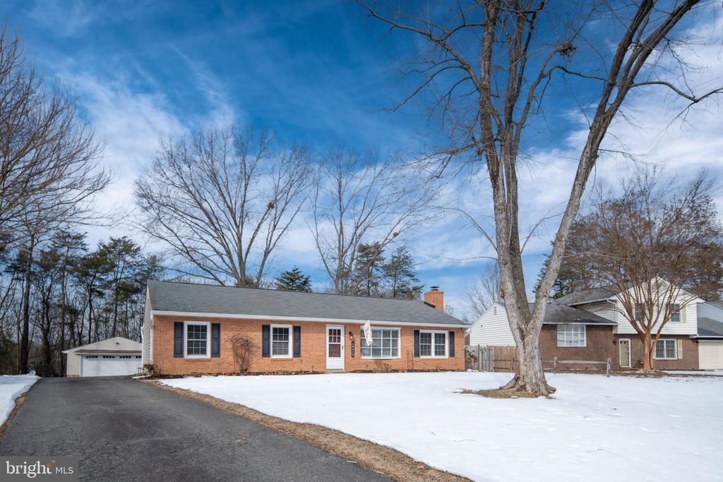 10412 Hillside Lane, Fredericksburg, VA 22408 Main Photo