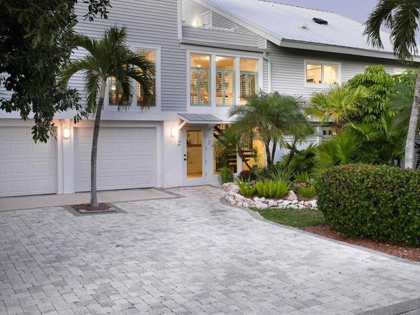 1450 Royal Poinciana Dr, Sanibel, FL 33957