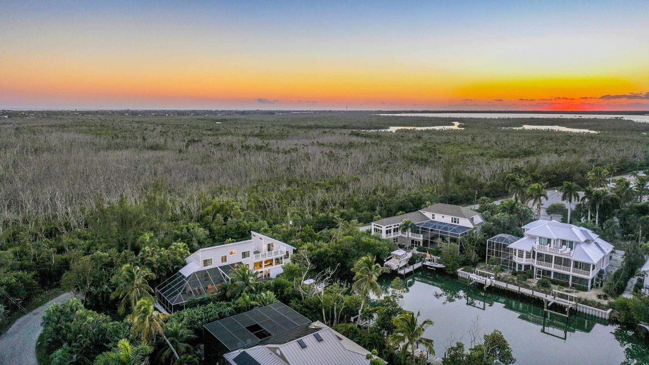 1450 Royal Poinciana Dr, Sanibel, FL 33957 Photo