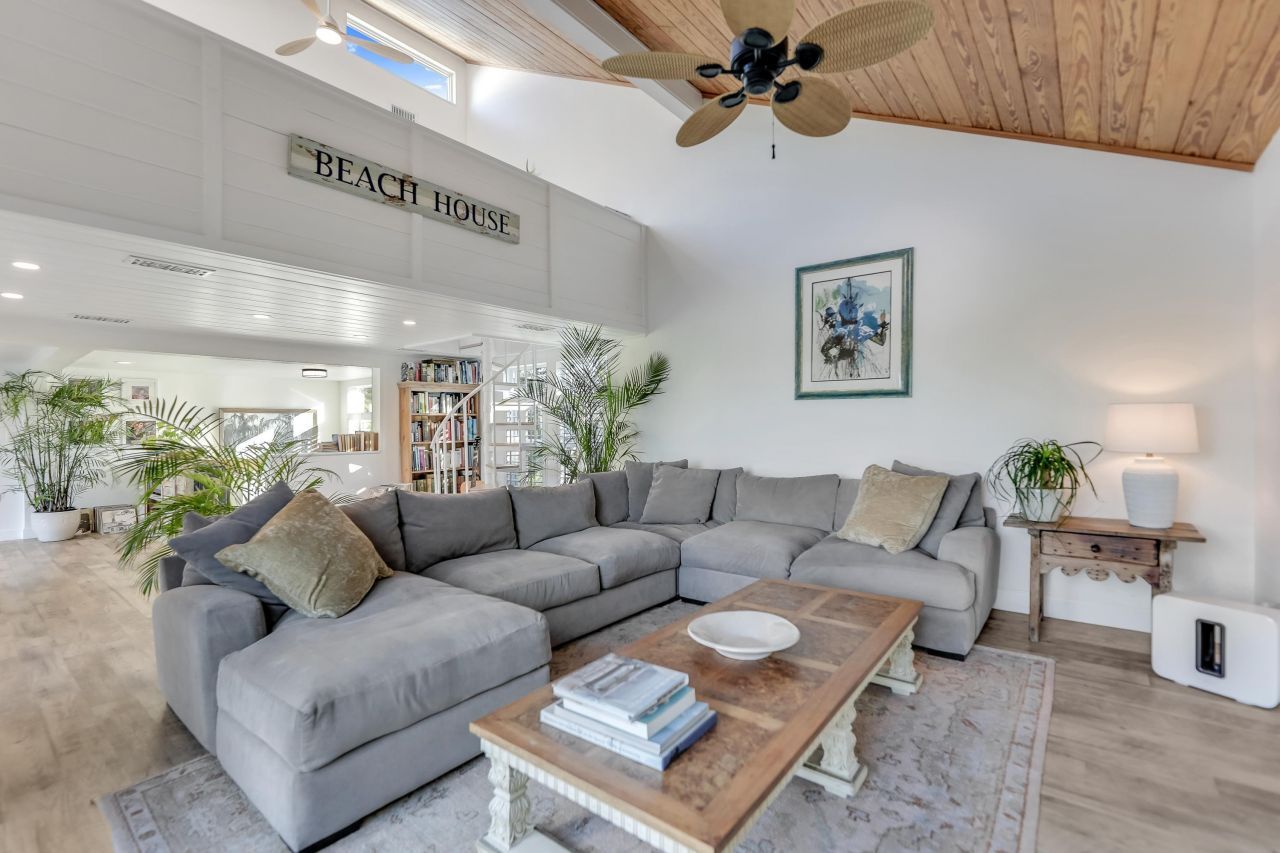 1450 Royal Poinciana Dr, Sanibel, FL 33957 Photo