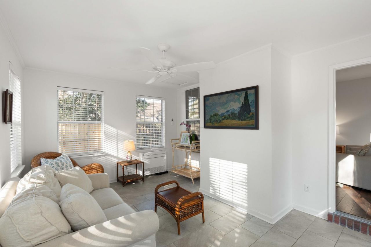 1226 Spoon Court Photo 10