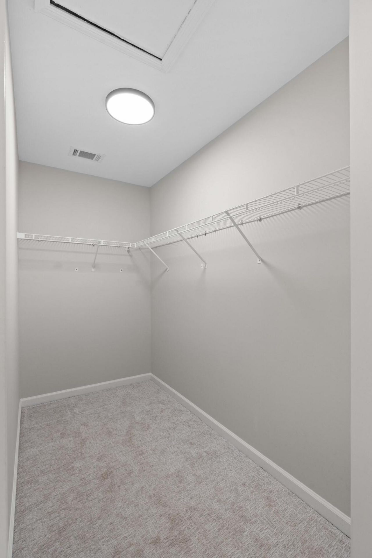 1226 Spoon Court Photo 25