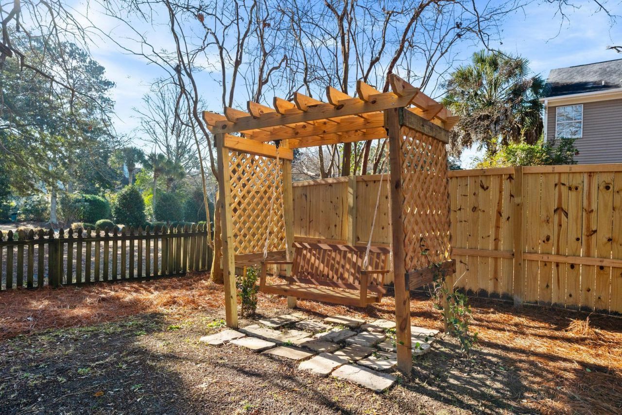 1226 Spoon Court Photo 43