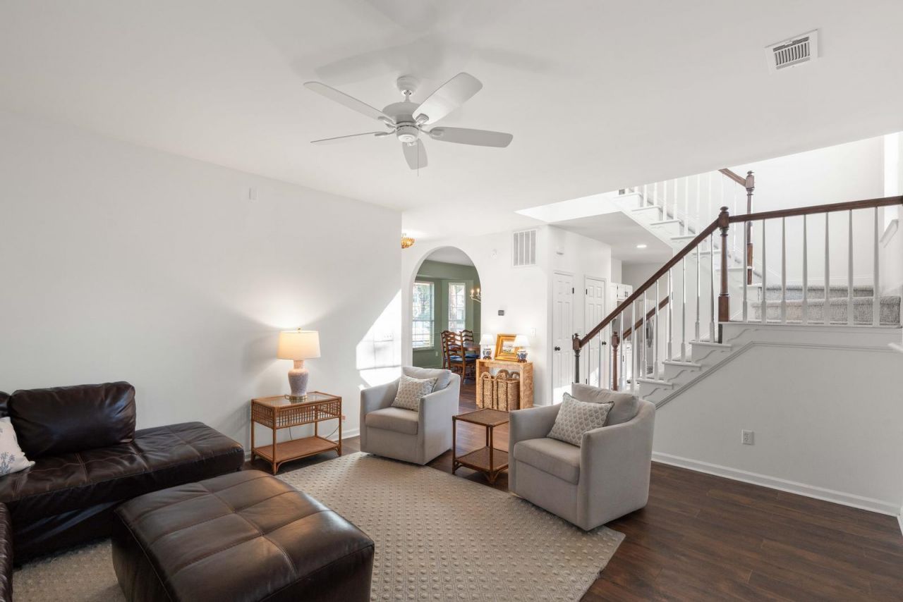 1226 Spoon Court Photo 7