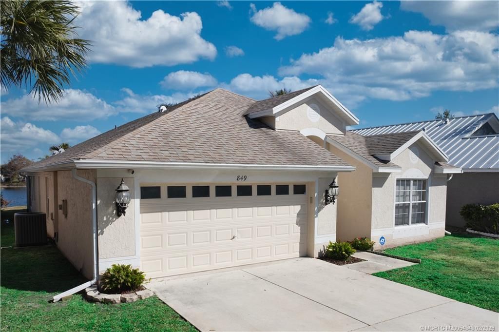 849 NW Waterlily Place, Jensen Beach, FL 34957 Photo