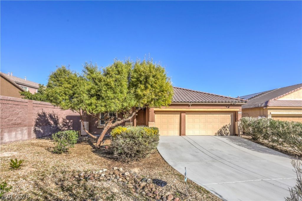 950 Barron Creek Avenue, North Las Vegas, NV 89081 Main Photo