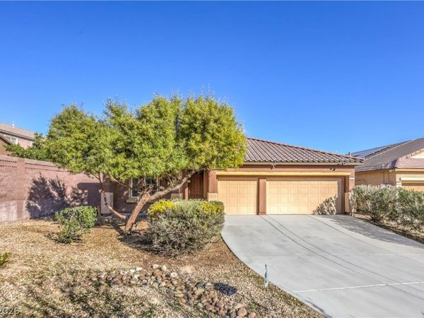 950 Barron Creek Avenue, North Las Vegas, NV 89081