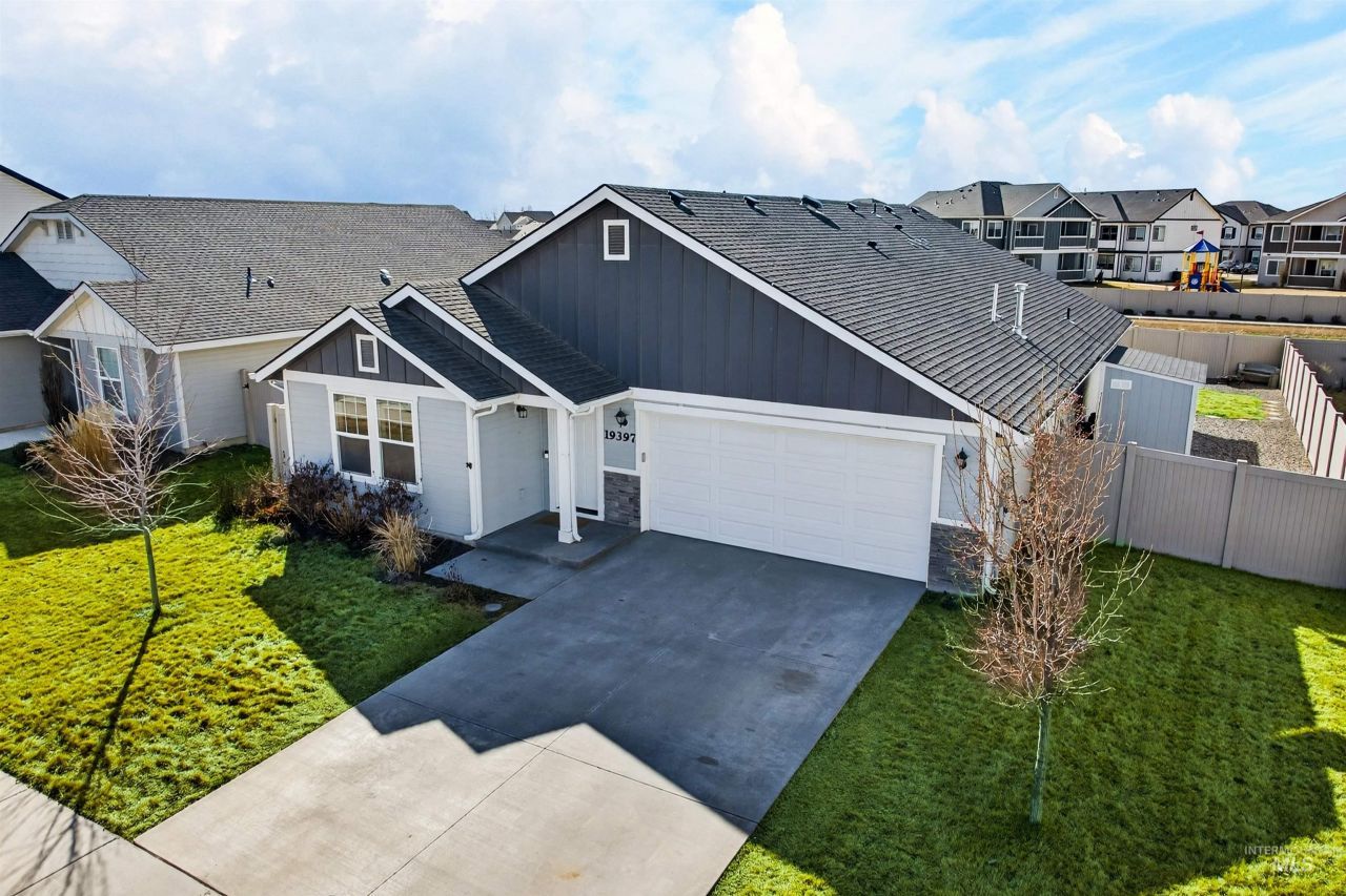 19397 Red Eagle Way, Caldwell, ID 83605 Main Photo