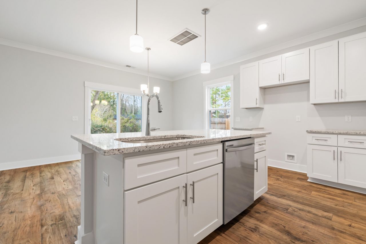 1788 Melody Lane Photo 14