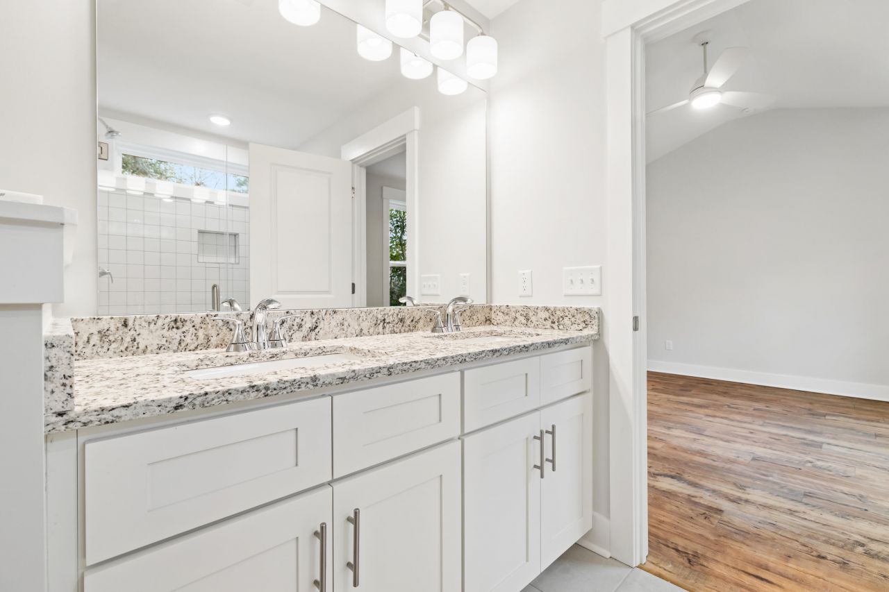 1788 Melody Lane Photo 24