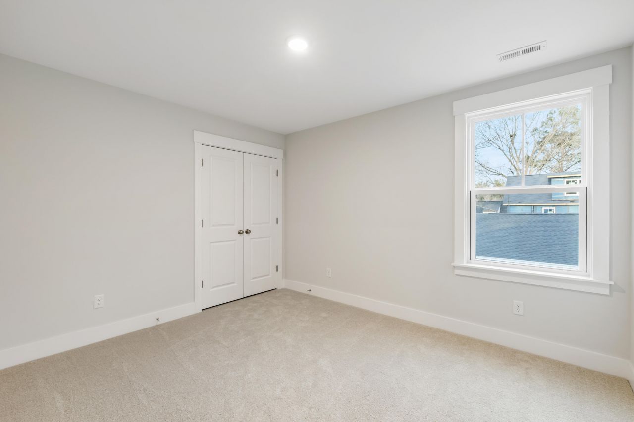 1788 Melody Lane Photo 36