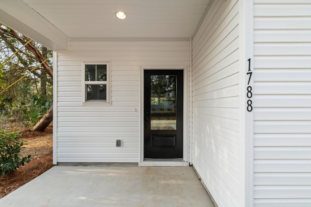 1788 Melody Lane Photo 47