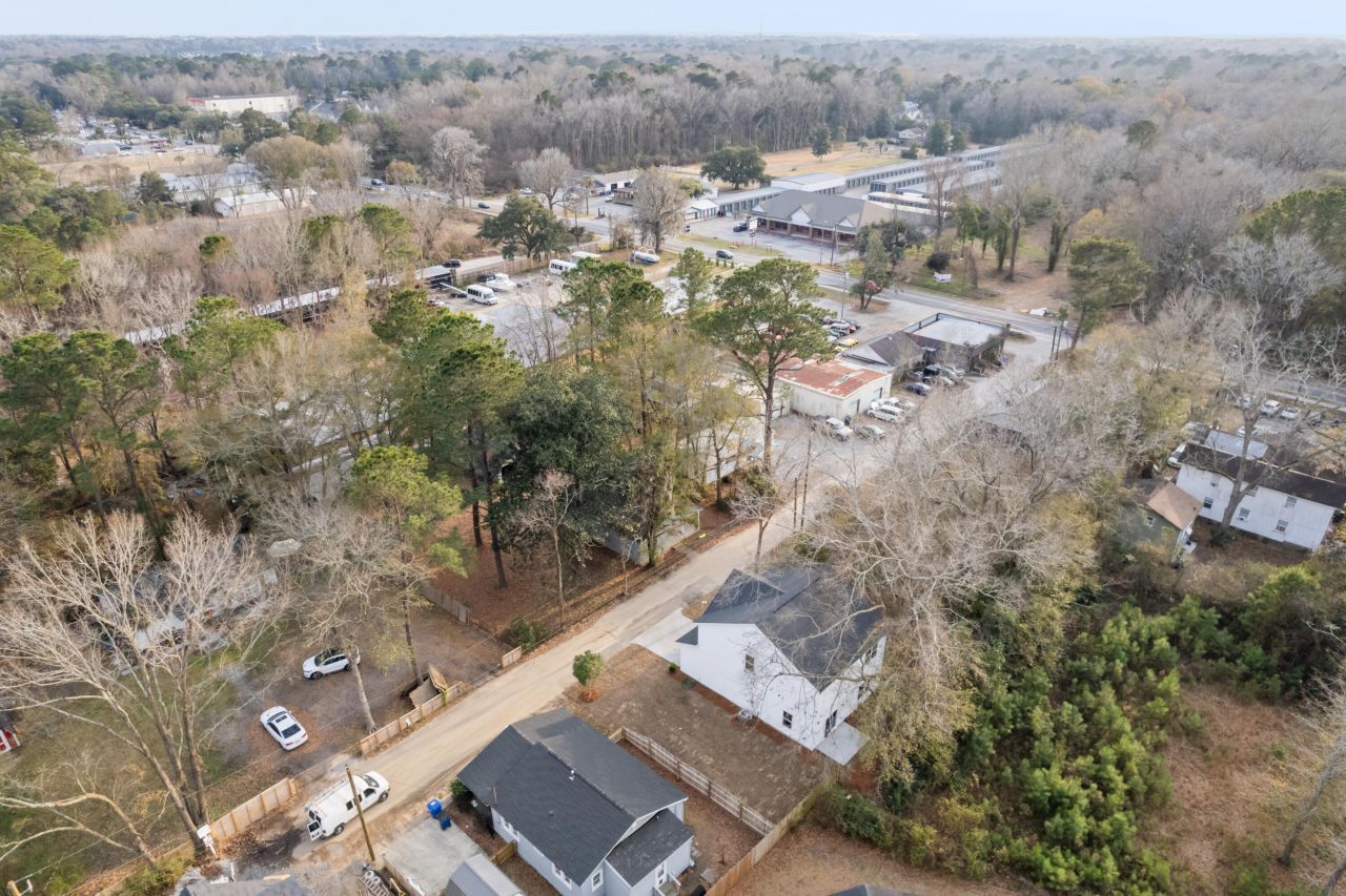 1788 Melody Lane Photo 55