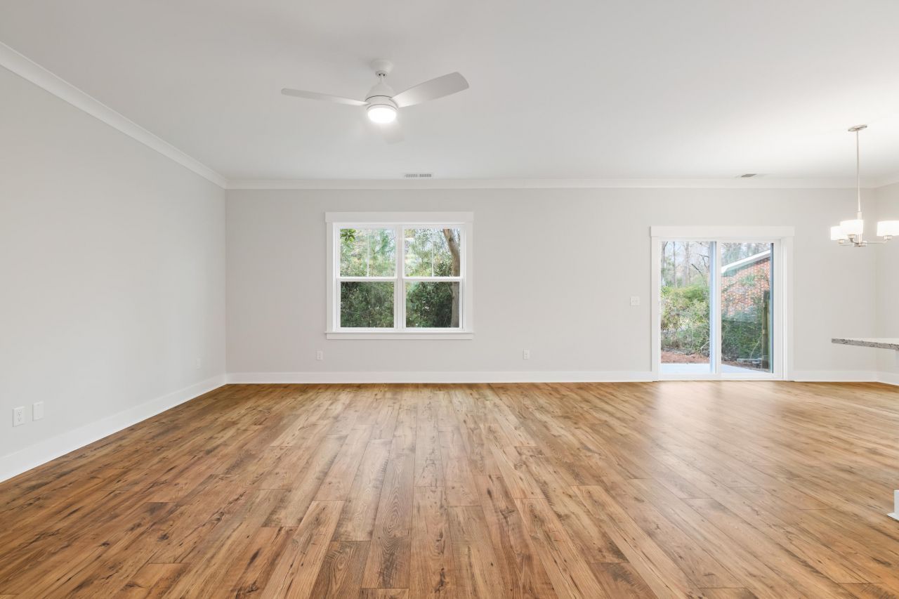 1788 Melody Lane Photo 6