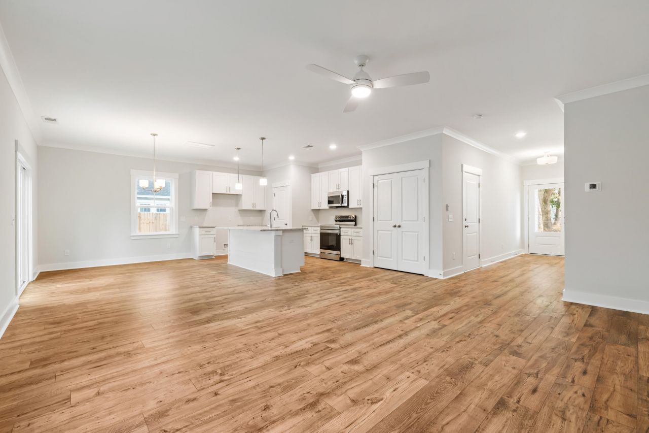 1788 Melody Lane Photo 8