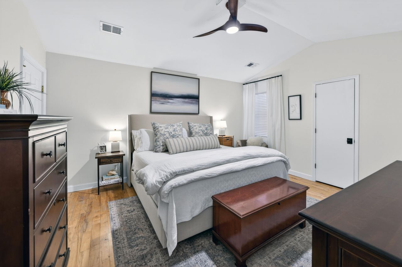 1258 Llewellyn Road Photo 15