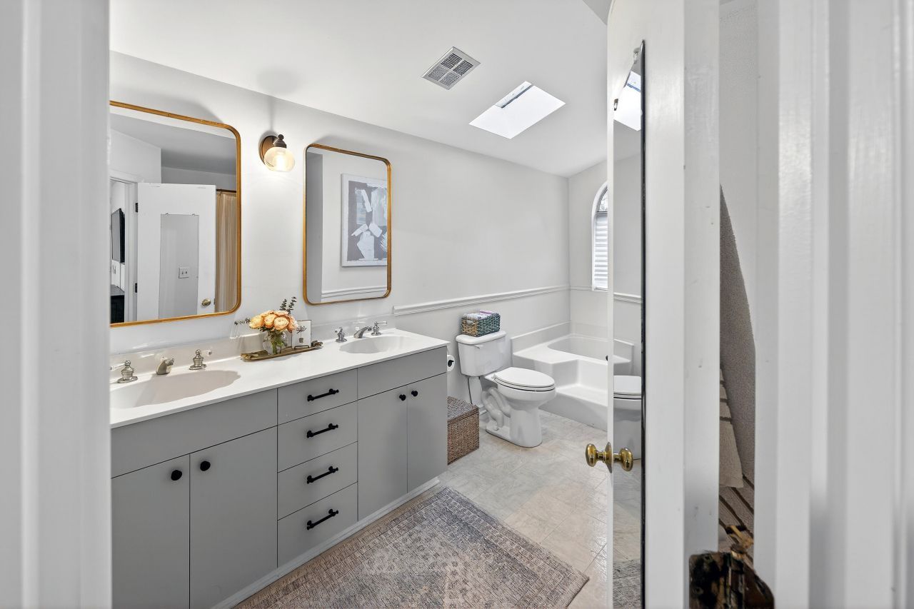 1258 Llewellyn Road Photo 16