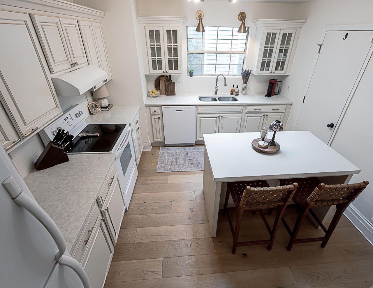 1258 Llewellyn Road Photo 8