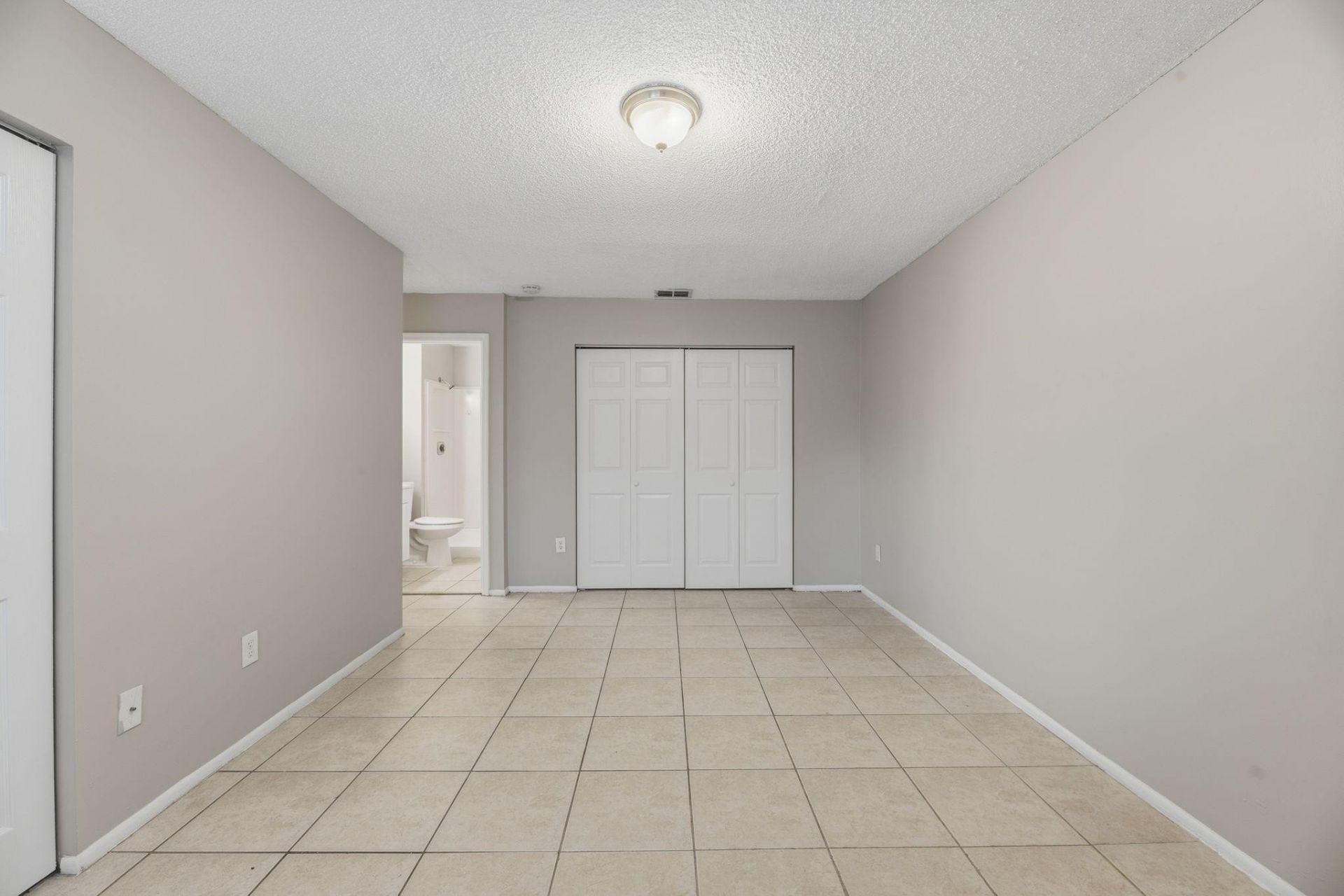 8666 SW 14th Street, Pembroke Pines, FL 33025 Photo