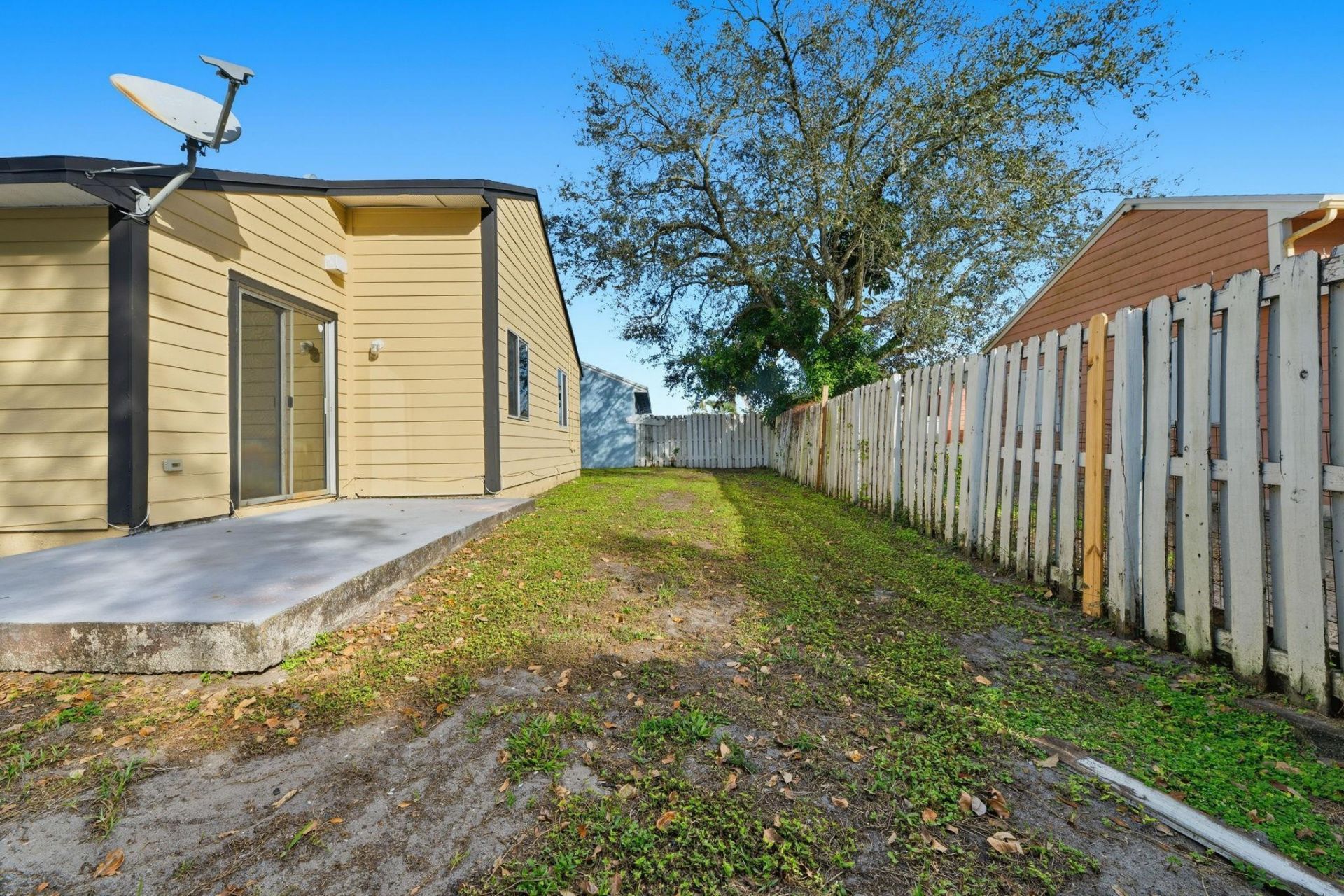 8666 SW 14th Street, Pembroke Pines, FL 33025 Photo