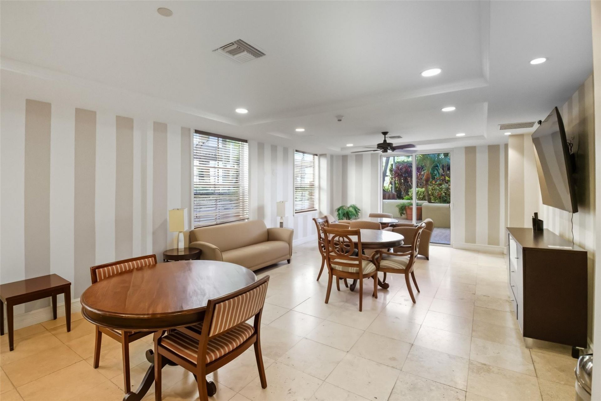 520 SE 5th Avenue, Unit 3208, Fort Lauderdale, FL 33301 Photo