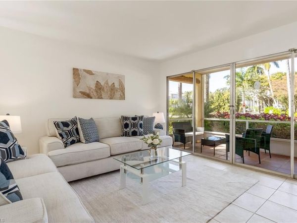 900 8th AVE S, Unit 102, NAPLES, FL 34102