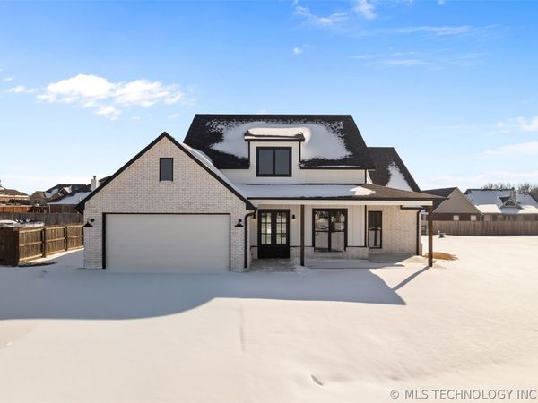 3618 W Evergreen Street , Skiatook, OK 74070