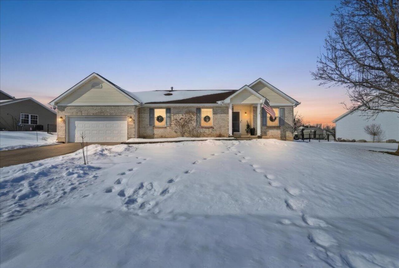 922 E High Street, Eaton, OH 45320 Main Photo