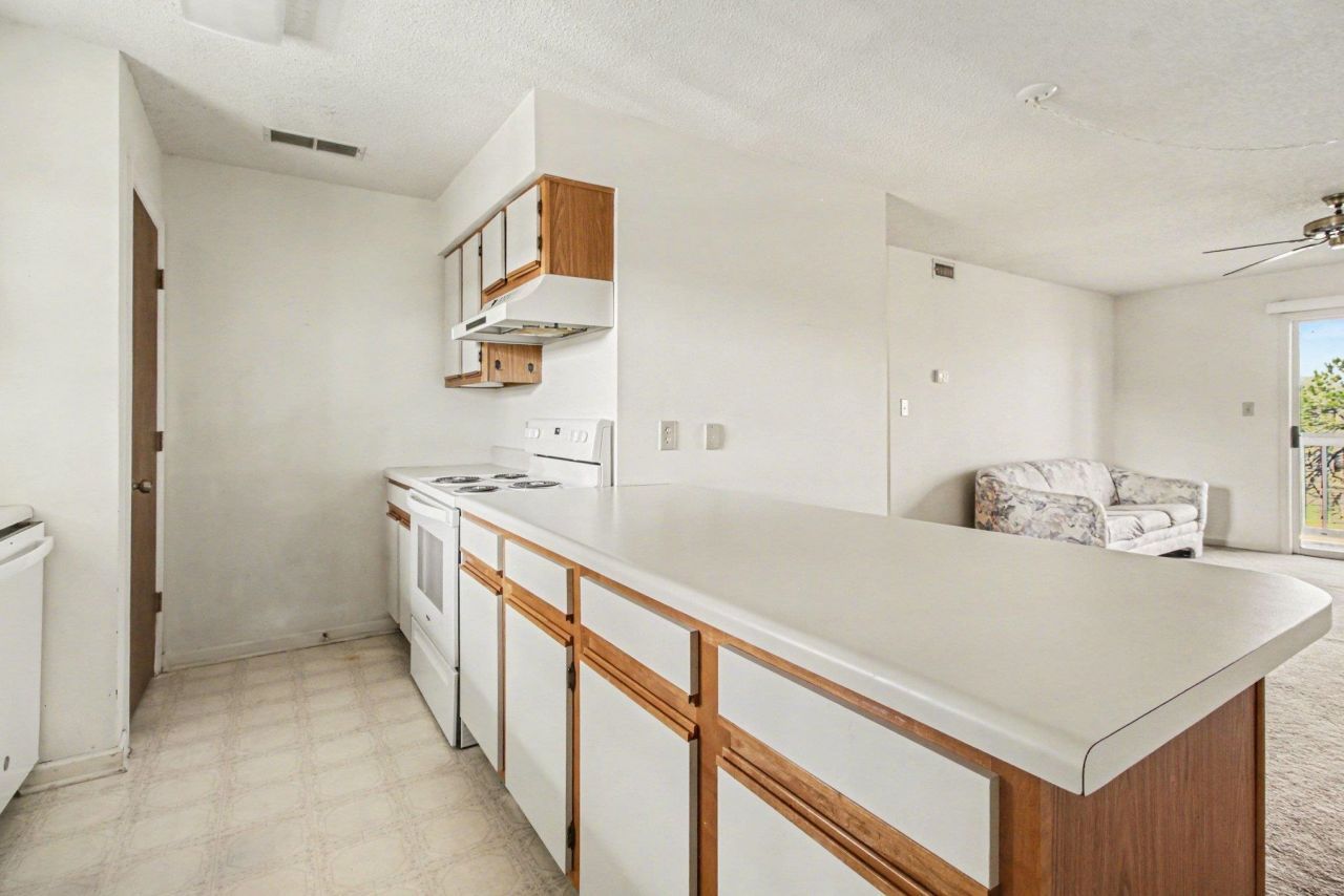 922 Fairwood Lakes Ln.  Photo 10