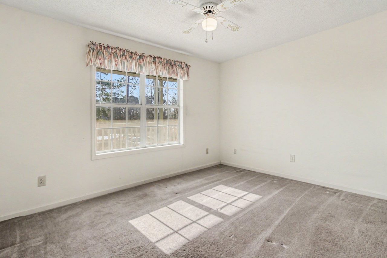 922 Fairwood Lakes Ln.  Photo 16