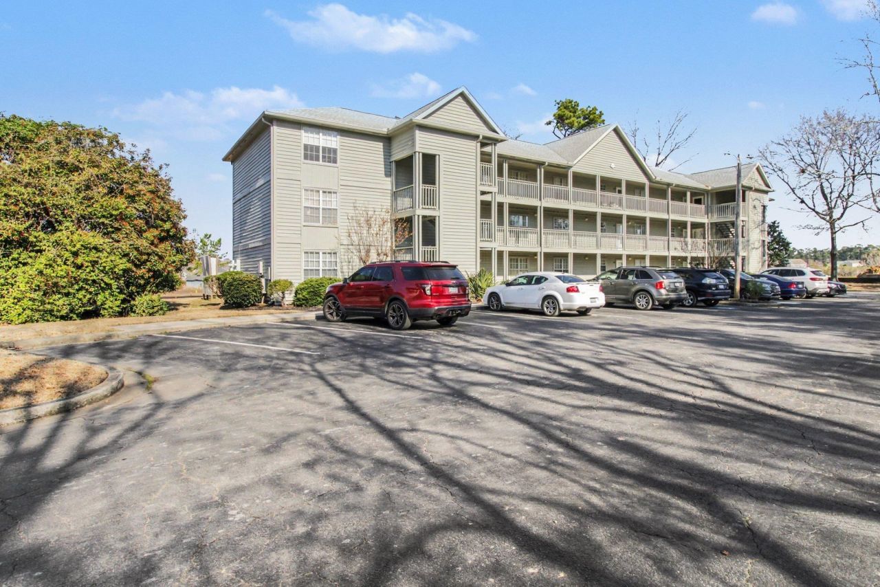 922 Fairwood Lakes Ln.  Photo 4