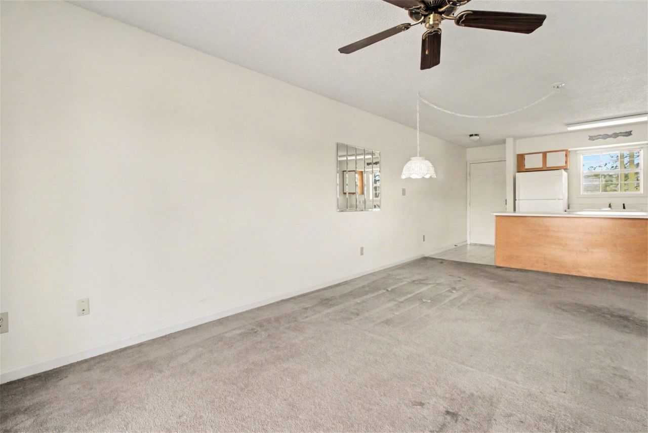 922 Fairwood Lakes Ln.  Photo 8