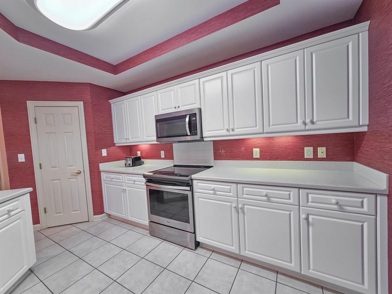 8500 Margate Circle  Photo 15